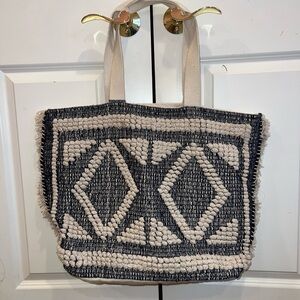 Stylish large tote bag